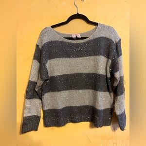 Love on a Hanger M Sweater Stripe Sequin Grey